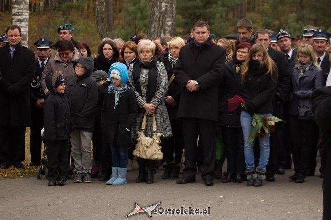 I rocznica śmierci sierżanta Mariusza Deptuły [27.10.2012] - zdjęcie #26 - eOstroleka.pl