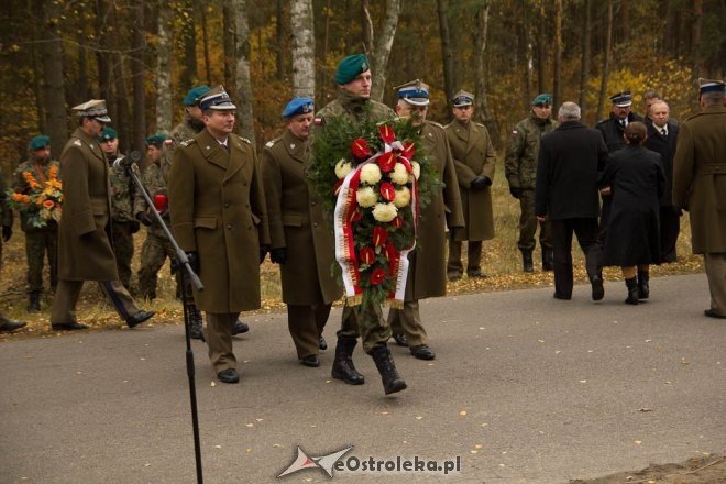 I rocznica śmierci sierżanta Mariusza Deptuły [27.10.2012] - zdjęcie #19 - eOstroleka.pl