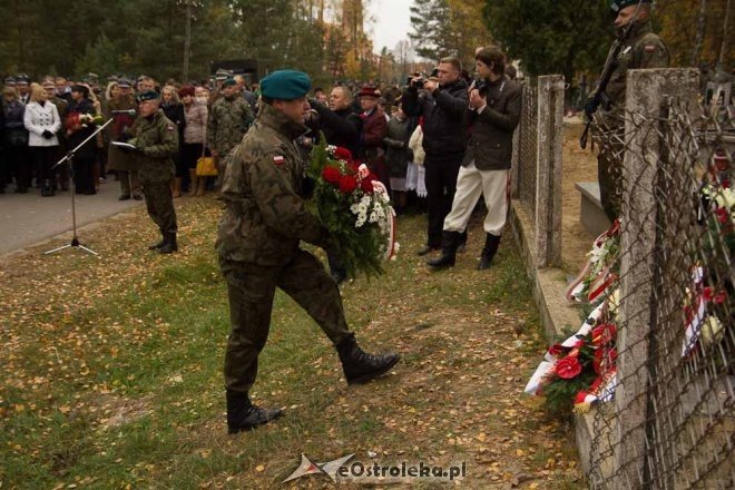 I rocznica śmierci sierżanta Mariusza Deptuły [27.10.2012] - zdjęcie #15 - eOstroleka.pl