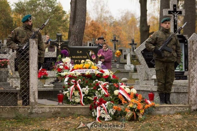 I rocznica śmierci sierżanta Mariusza Deptuły [27.10.2012] - zdjęcie #1 - eOstroleka.pl