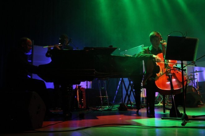 Koncert jubileuszowy z okazji 10-lecia Studia Piosenki [29 X 2012] - zdjęcie #14 - eOstroleka.pl