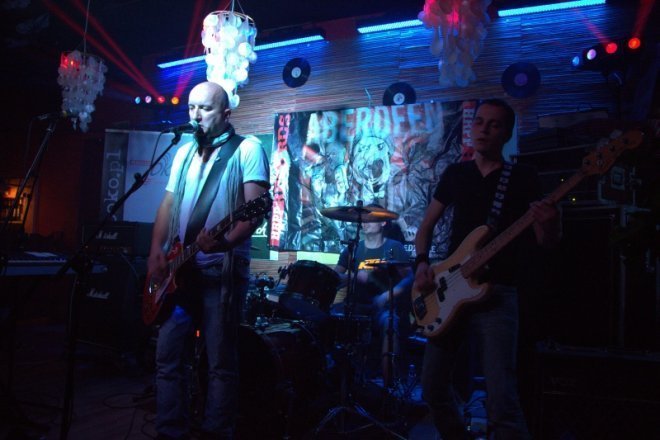 Koncert zespołu Manchester w Avalonie [28 X 2012] - zdjęcie #19 - eOstroleka.pl