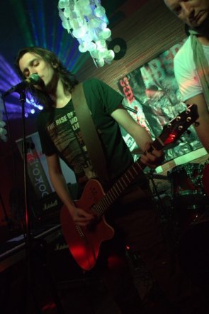 Koncert zespołu Manchester w Avalonie [28 X 2012] - zdjęcie #13 - eOstroleka.pl