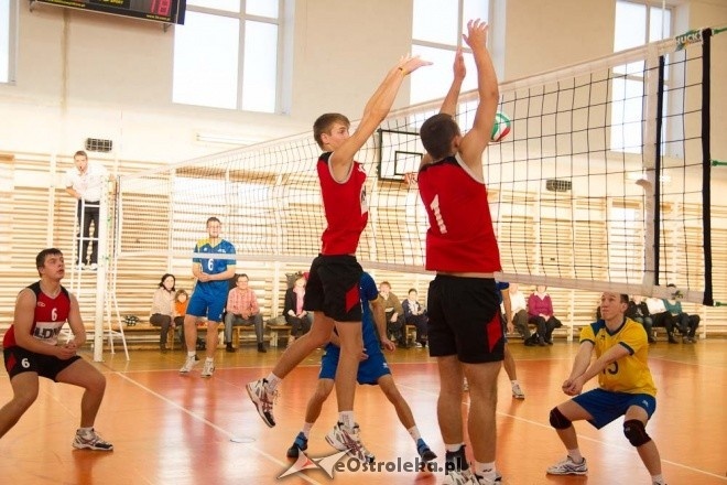 Voley Ostrołęka [28.10.2012] - zdjęcie #40 - eOstroleka.pl