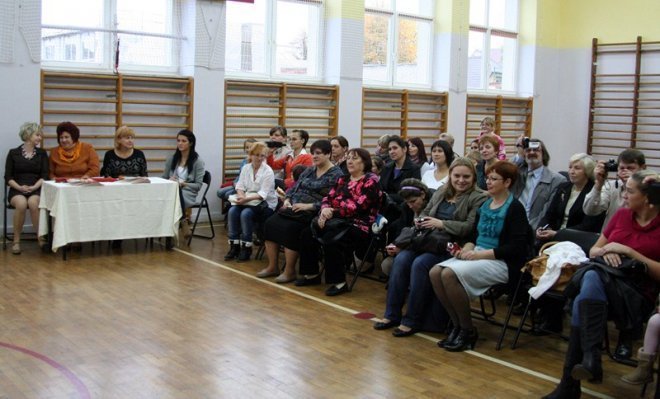 Pasowanie w SP nr 5 [24.10.2012] - zdjęcie #91 - eOstroleka.pl