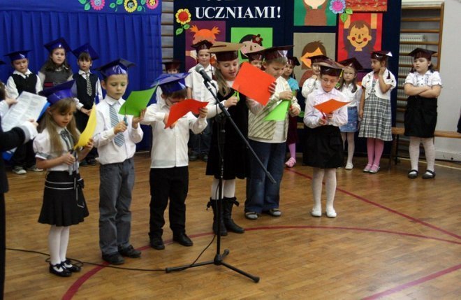Pasowanie w SP nr 5 [24.10.2012] - zdjęcie #75 - eOstroleka.pl