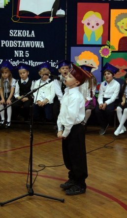 Pasowanie w SP nr 5 [24.10.2012] - zdjęcie #52 - eOstroleka.pl