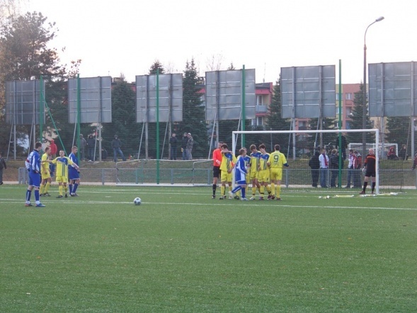 Liga Okręgowa: Korona HiD Ostrołęka - Korona Szydłowo [03.11.2012] - zdjęcie #4 - eOstroleka.pl
