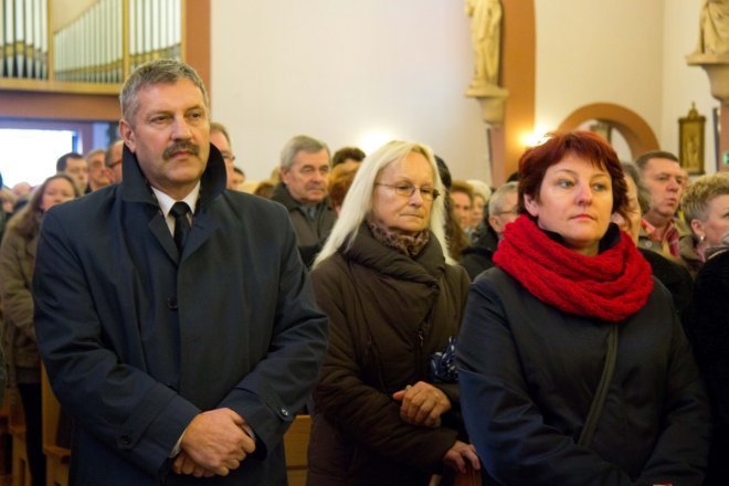 Msza święta w intencji zmarłych samorządowców [4 Xi 2012] - zdjęcie #6 - eOstroleka.pl