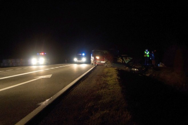 Tragiczny wypadek w Ponikwi Małej: Kierowca hondy poniósł śmierć na miejscu [6 Xi 2012]  - zdjęcie #8 - eOstroleka.pl