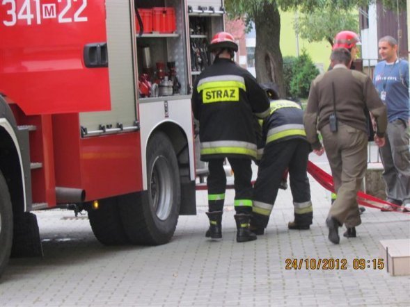 Ćwiczenia przeciwpożarowe w ostrołęckiej WKU [7 XI 2012] - zdjęcie #14 - eOstroleka.pl