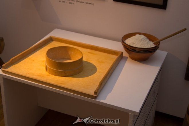 Wernisaż wystawy „Nim rozbłyśnie pierwsza gwiazdka” [06.11.2012] - zdjęcie #41 - eOstroleka.pl