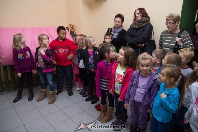 Wernisaż wystawy „Nim rozbłyśnie pierwsza gwiazdka” [06.11.2012] - zdjęcie #19 - eOstroleka.pl