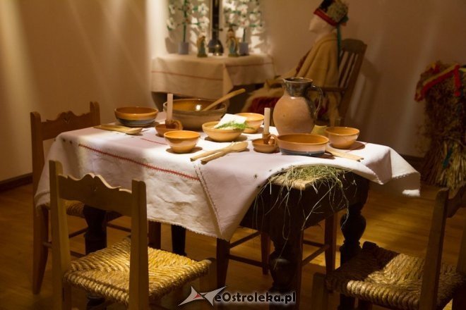 Wernisaż wystawy „Nim rozbłyśnie pierwsza gwiazdka” [06.11.2012] - zdjęcie #5 - eOstroleka.pl