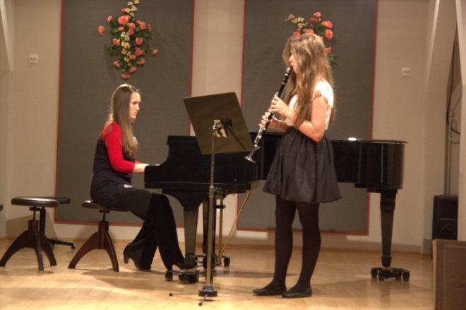 Koncert z okazji 35-lecia szkoły muzycznej [8 XI 2012] - zdjęcie #6 - eOstroleka.pl