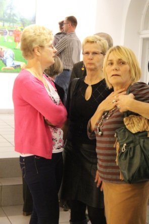 Wernisaż wystawy „Oto człowiek” - Radosława Jastrzębskiego [8 XI 2012] - zdjęcie #22 - eOstroleka.pl