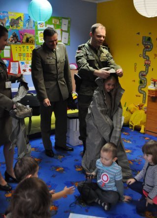 Dzień Niepodległości w Kangurku [09.11.2012] - zdjęcie #45 - eOstroleka.pl