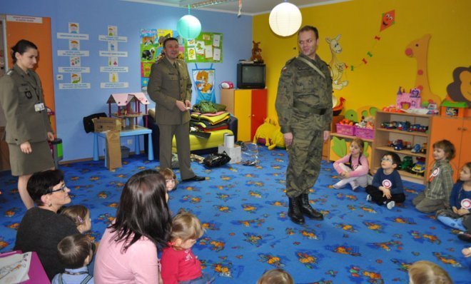 Dzień Niepodległości w Kangurku [09.11.2012] - zdjęcie #22 - eOstroleka.pl