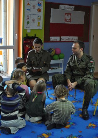 Dzień Niepodległości w Kangurku [09.11.2012] - zdjęcie #16 - eOstroleka.pl