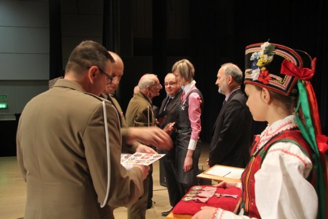 Uroczysta sesja Rady Miasta [11 XI 2012] - zdjęcie #12 - eOstroleka.pl