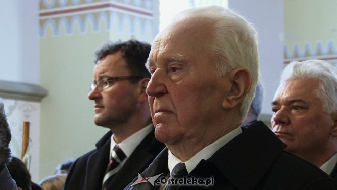Uroczyste odsłonięcie pomnika w Dudach Puszczańskich [11.11.2012] - zdjęcie #8 - eOstroleka.pl