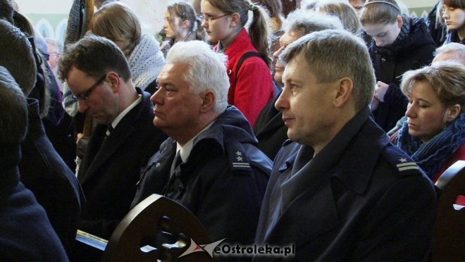 Uroczyste odsłonięcie pomnika w Dudach Puszczańskich [11.11.2012] - zdjęcie #19 - eOstroleka.pl