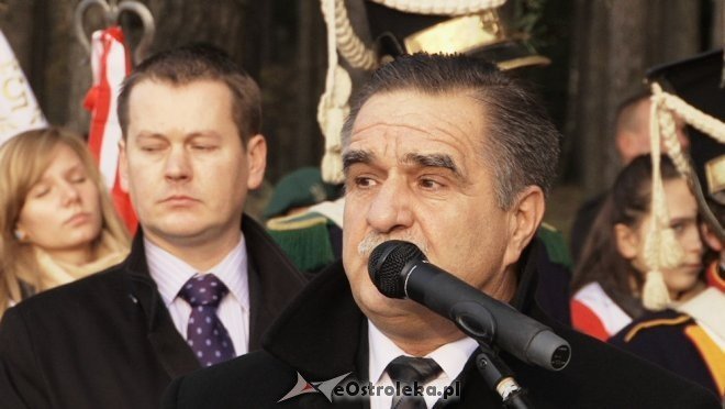 Uroczyste odsłonięcie pomnika w Dudach Puszczańskich [11.11.2012] - zdjęcie #77 - eOstroleka.pl