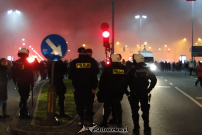 Marsz Niepodległości 2012  - zdjęcie #96 - eOstroleka.pl