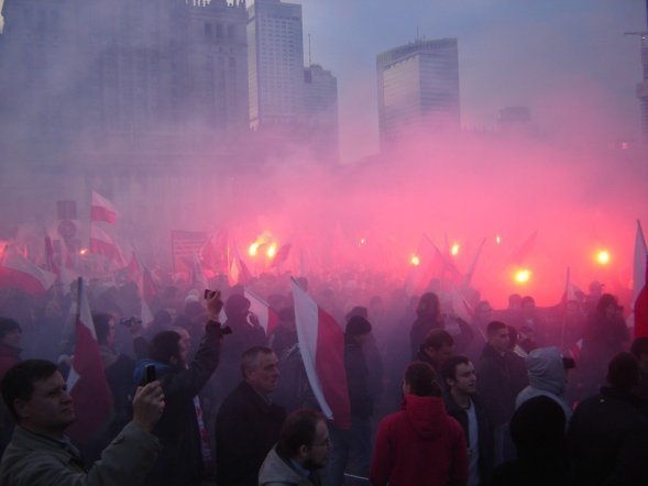 Marsz Niepodległości 2012  - zdjęcie #8 - eOstroleka.pl