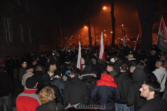 Marsz Niepodległości 2012  - zdjęcie #55 - eOstroleka.pl