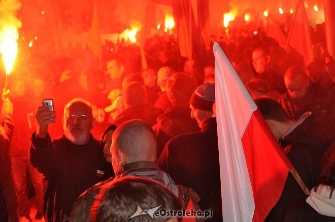 Marsz Niepodległości 2012  - zdjęcie #35 - eOstroleka.pl