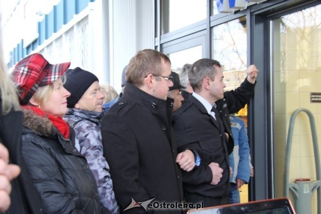 Tłumy na otwarciu pierwszego w Ostrołęce Marc Polu [14 XI 2012] - zdjęcie #5 - eOstroleka.pl