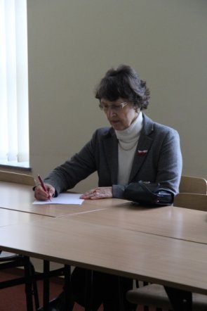 Pierwsze szkolenie w ramach akcji „Być Bezpieczny –Senior” [14 XI 2012] - zdjęcie #5 - eOstroleka.pl