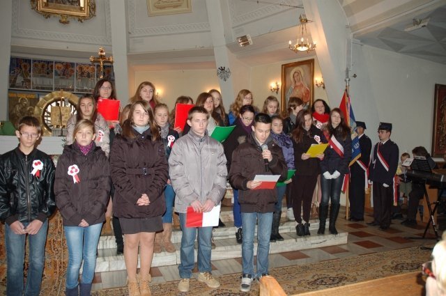 Nowa Wieś Zachodnia: Obchody Święta Niepodległości [15 XI 2012]] - zdjęcie #14 - eOstroleka.pl