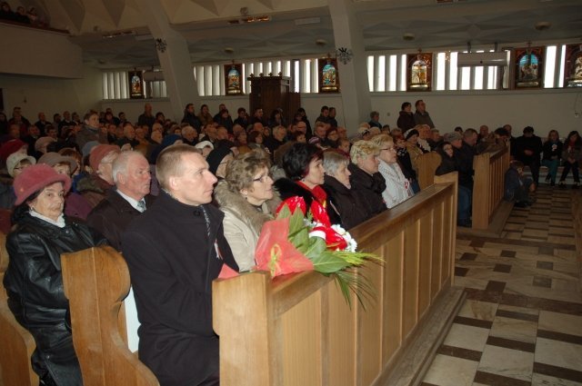 Nowa Wieś Zachodnia: Obchody Święta Niepodległości [15 XI 2012]] - zdjęcie #12 - eOstroleka.pl