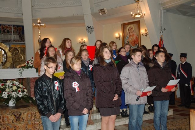 Nowa Wieś Zachodnia: Obchody Święta Niepodległości [15 XI 2012]] - zdjęcie #9 - eOstroleka.pl