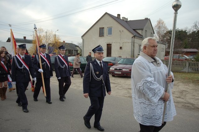 Nowa Wieś Zachodnia: Obchody Święta Niepodległości [15 XI 2012]] - zdjęcie #11 - eOstroleka.pl
