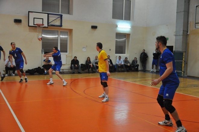 SPS Volley Ostrołęka - UKS Gwardia Legionowo (17.11.2012) - zdjęcie #9 - eOstroleka.pl