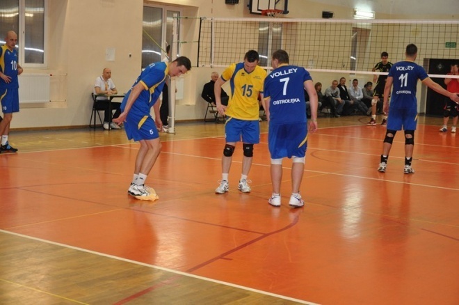 SPS Volley Ostrołęka - UKS Gwardia Legionowo (17.11.2012) - zdjęcie #29 - eOstroleka.pl