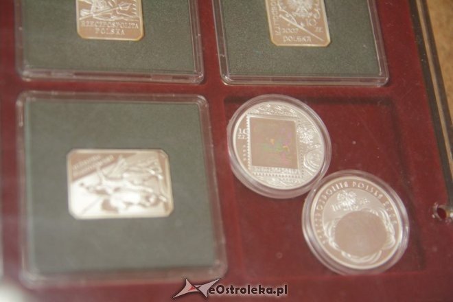 Unikat - przyjazna gmina z wystawą w MBP w Ostrołęce [19.11.2012] - zdjęcie #9 - eOstroleka.pl