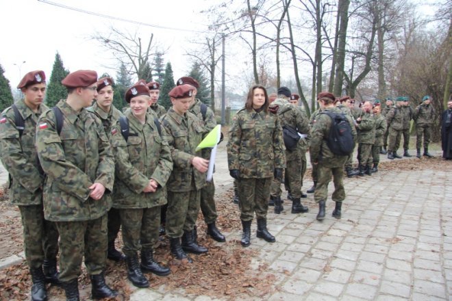 I Rajd Żołnierza rozpoczęty [19 XI 2012] - zdjęcie #9 - eOstroleka.pl