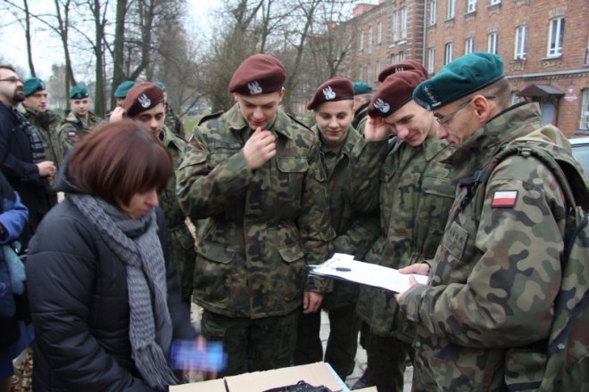 I Rajd Żołnierza rozpoczęty [19 XI 2012] - zdjęcie #3 - eOstroleka.pl