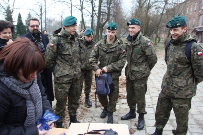 I Rajd Żołnierza rozpoczęty [19 XI 2012] - zdjęcie #2 - eOstroleka.pl