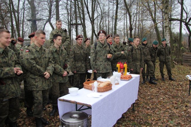 I rajd żołnierza zakończony: „Najtrudniejsze było zakładanie stroju preciwchemicznego” [19 XI 2012] - zdjęcie #3 - eOstroleka.pl