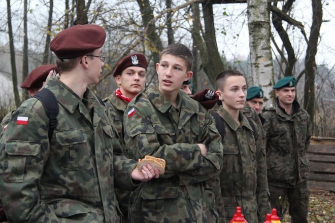 I rajd żołnierza zakończony: „Najtrudniejsze było zakładanie stroju preciwchemicznego” [19 XI 2012] - zdjęcie #8 - eOstroleka.pl