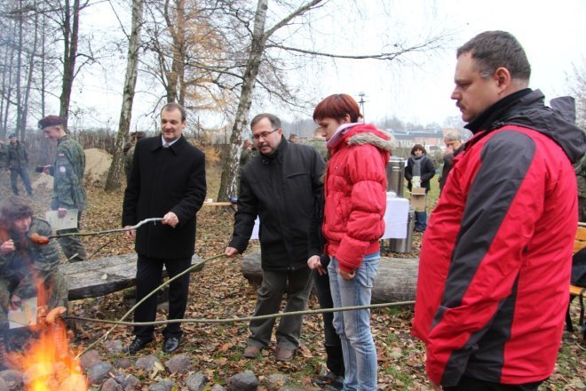 I rajd żołnierza zakończony: „Najtrudniejsze było zakładanie stroju preciwchemicznego” [19 XI 2012] - zdjęcie #3 - eOstroleka.pl