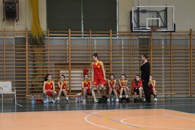 Koszykówka: Tęcza Ostrołęka - Huragan Wołomin (17.11.2012) - zdjęcie #20 - eOstroleka.pl