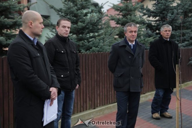 Odbiory ulicy Sybiraków i monitoringu orlika przy Gimnazjum nr 2 [21.11.2012] - zdjęcie #28 - eOstroleka.pl