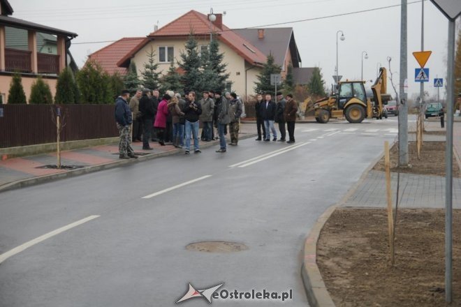 Odbiory ulicy Sybiraków i monitoringu orlika przy Gimnazjum nr 2 [21.11.2012] - zdjęcie #17 - eOstroleka.pl