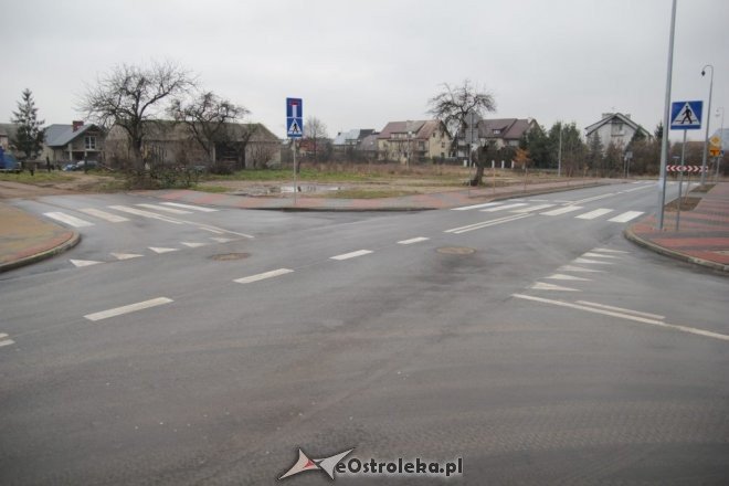 Odbiory ulicy Sybiraków i monitoringu orlika przy Gimnazjum nr 2 [21.11.2012] - zdjęcie #5 - eOstroleka.pl